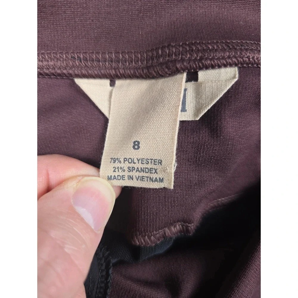 Duluth Trading Co Womens Size 8 Mauve Plum Active Skirt Zipper Pockets Stretch